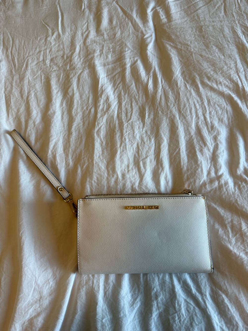 Michael Kors White Leather Wristlet Wallet